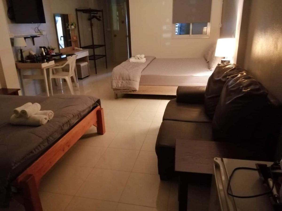 Savika Guesthouse Ранонг Екстер'єр фото